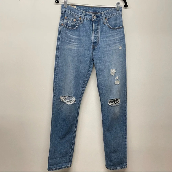 Levi's® Premium 501® ORIGINAL FIT WOMEN'S JEANS Athens Crown - Medium Wash - Picture 2 of 13